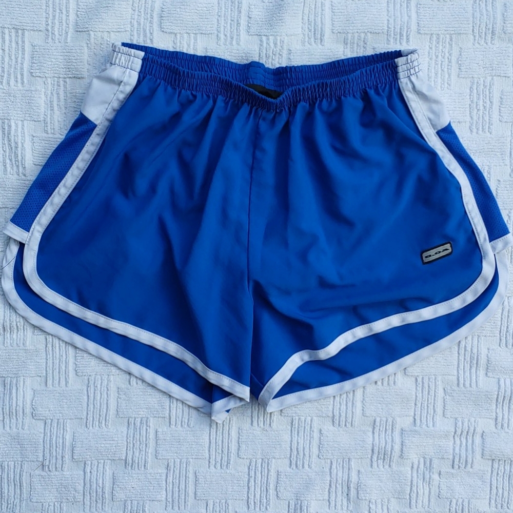 GUC BOA running shorts size medium